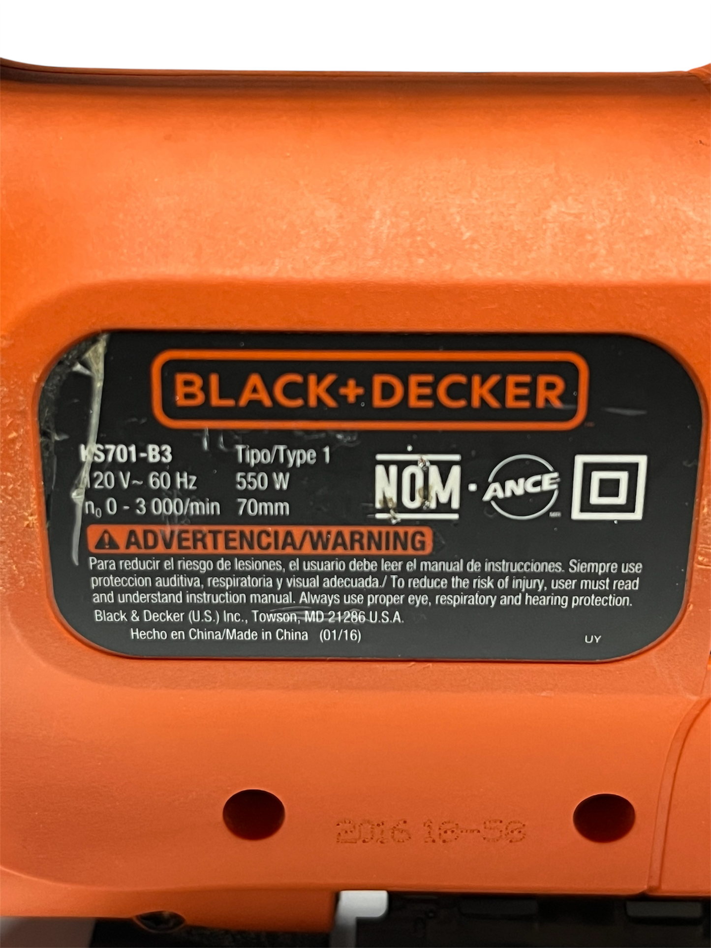 Caladora Black+Decker KS701-B3 550W con 3 Hojas y Caja – Potencia y Precisión Profesional